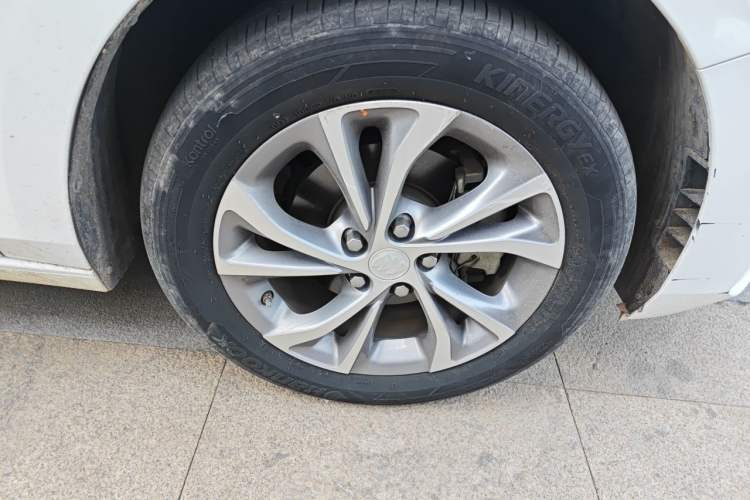 Used Buick Verano 2022 Pro 533T Enjoyment Edition Right Front Wheel Hub