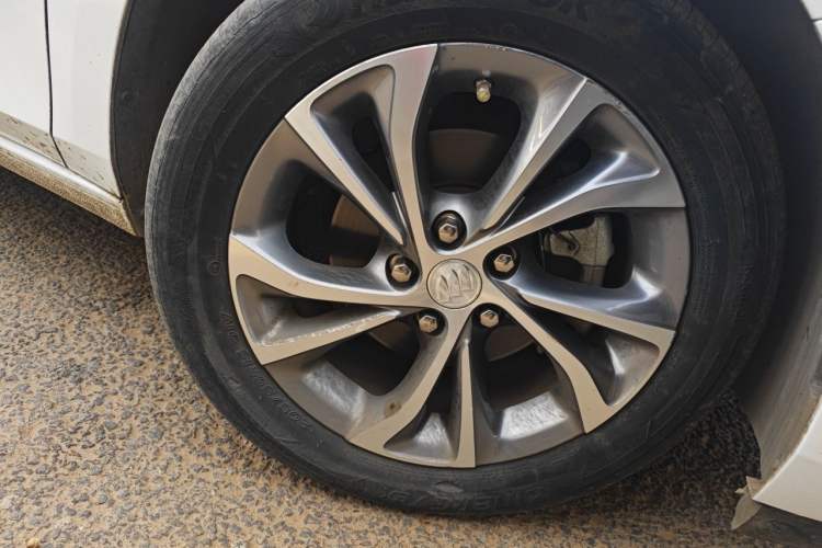 Used Buick Verano 2022 Pro 533T Enjoyment Edition Right Front Wheel Hub