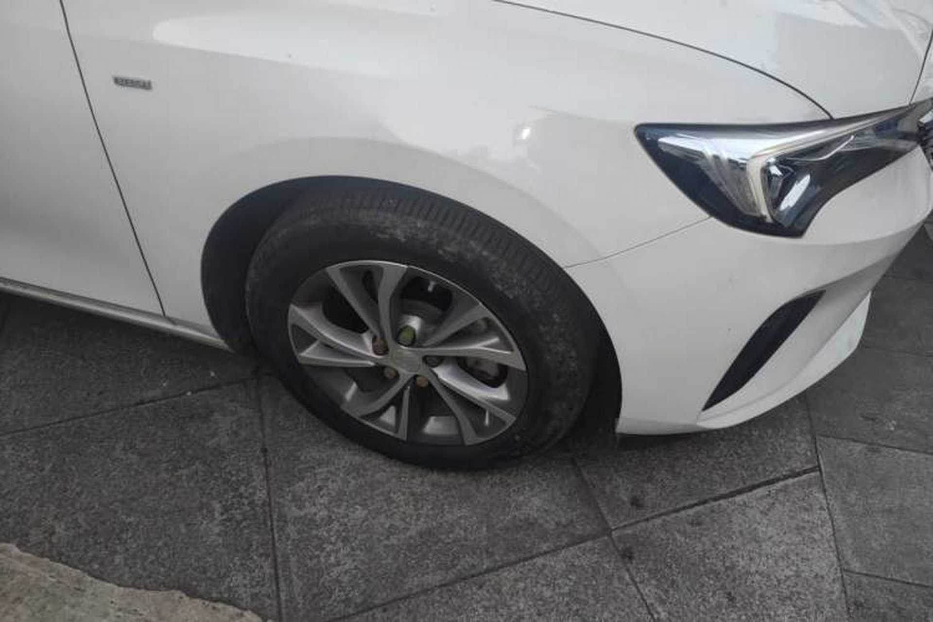 Used Buick Verano 2022 Pro 533T Enjoyment Edition Right Front Wheel Hub