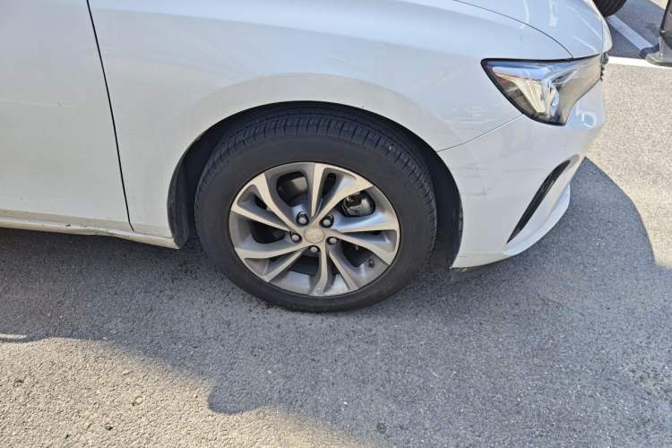 Used Buick Verano 2022 Pro 533T Enjoyment Edition Right Front Wheel Hub
