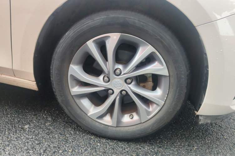 Used Buick Verano 2022 Pro 533T Enjoyment Edition Right Front Wheel Hub