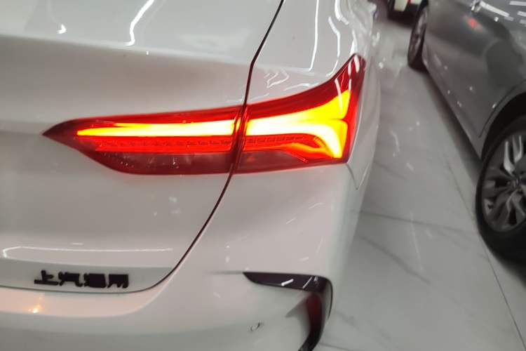 Used Buick Verano 2022 Pro GS Wind-Chasing Edition Right Rear Taillight