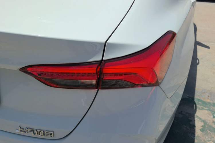 Used Buick Verano 2022 Pro 532T Le Xing Edition Right Rear Taillight