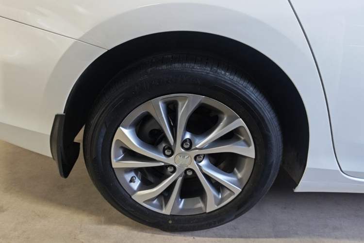 Used Buick Verano 2022 Pro 533T Enjoyment Edition Right Rear Wheel Hub