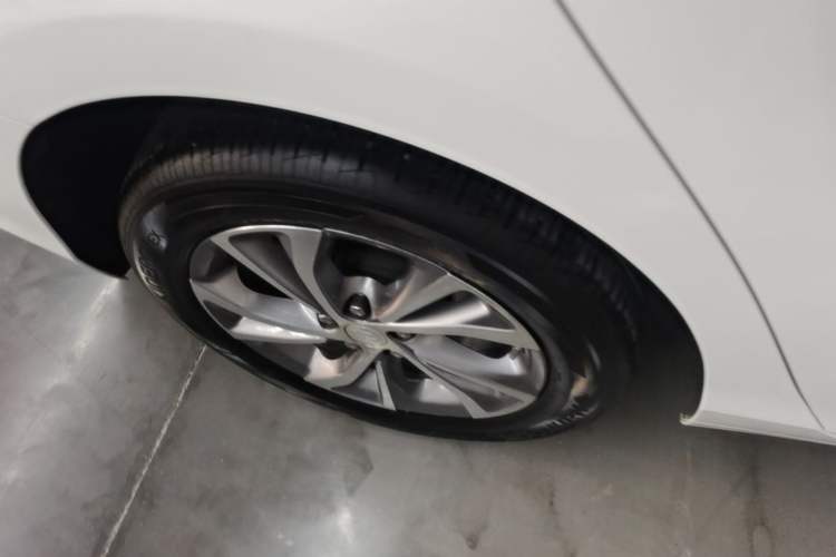 Used Buick Verano 2022 Pro 533T Enjoyment Edition Right Rear Wheel Hub