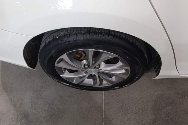 Used Buick Verano 2022 Pro 533T Enjoyment Edition Right Rear Wheel Hub