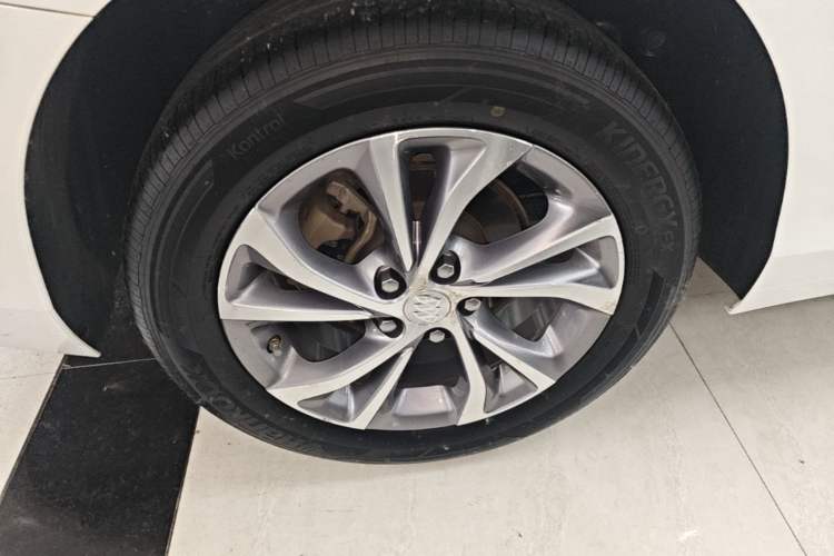 Used Buick Verano 2022 Pro 533T Enjoyment Edition Right Rear Wheel Hub