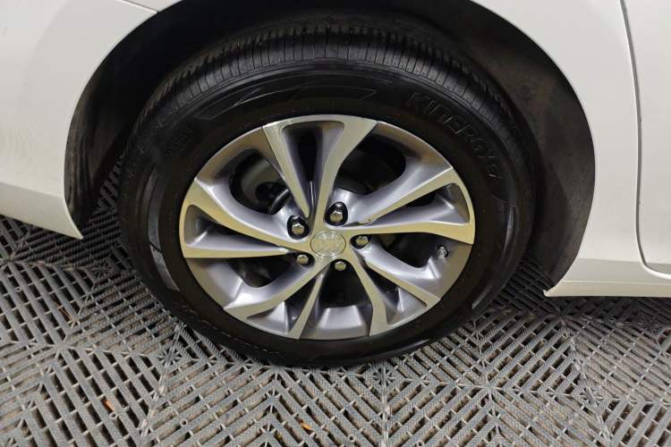 Used Buick Verano 2022 Pro 533T Enjoyment Edition Right Rear Wheel Hub