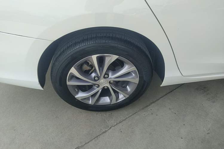 Used Buick Verano 2022 Pro 533T Enjoyment Edition Right Rear Wheel Hub