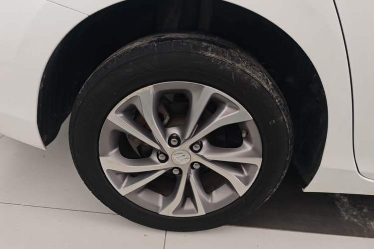Used Buick Verano 2022 Pro 533T Enjoyment Edition Right Rear Wheel Hub