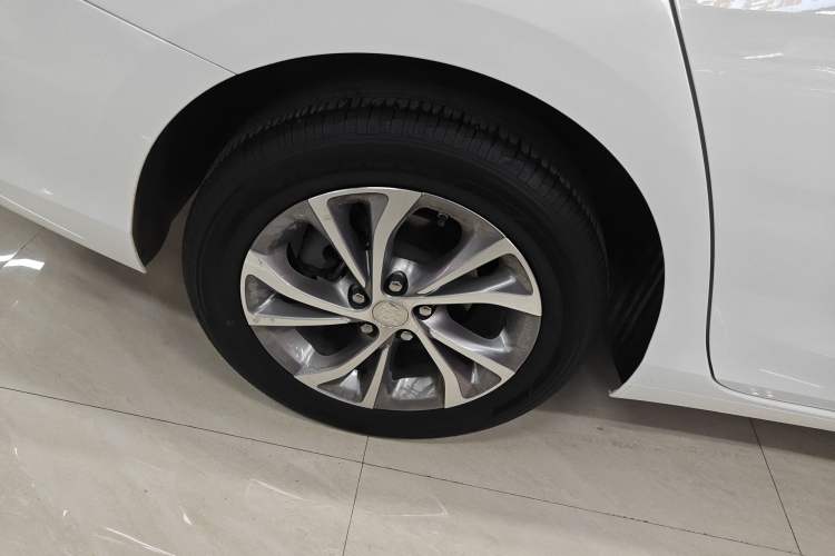 Used Buick Verano 2022 Pro 533T Enjoyment Edition Right Rear Wheel Hub