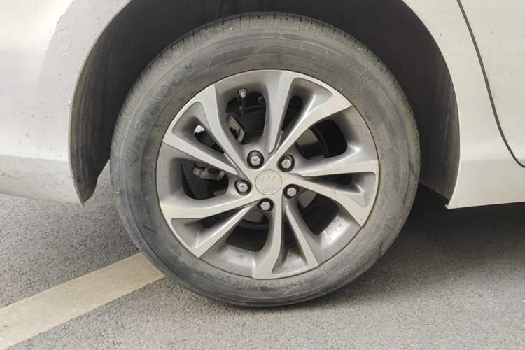 Used Buick Verano 2022 Pro 533T Enjoyment Edition Right Rear Wheel Hub