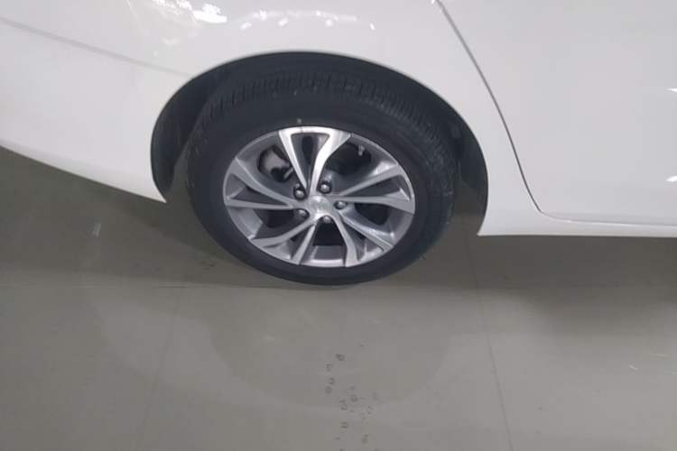 Used Buick Verano 2022 Pro 533T Enjoyment Edition Right Rear Wheel Hub