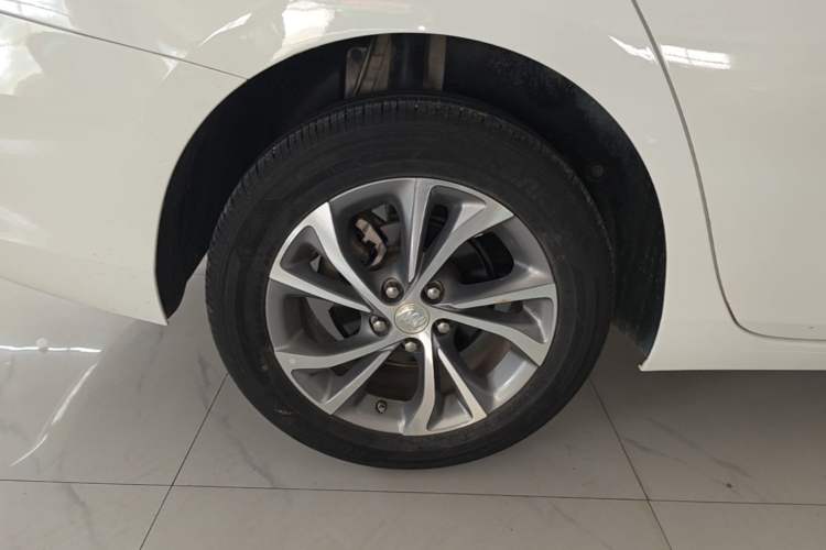 Used Buick Verano 2022 Pro 533T Enjoyment Edition Right Rear Wheel Hub