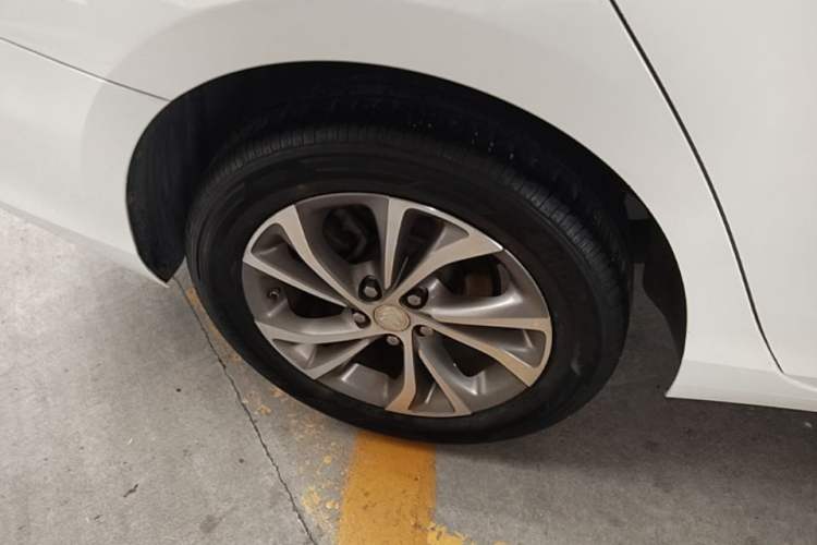 Used Buick Verano 2022 Pro 533T Enjoyment Edition Right Rear Wheel Hub