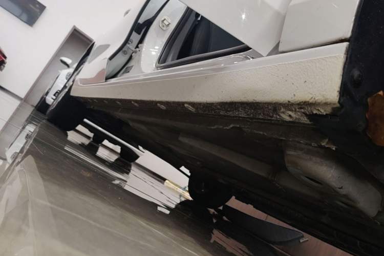 Used Buick Verano 2022 Pro 532T Le Xing Edition Right Side Sill