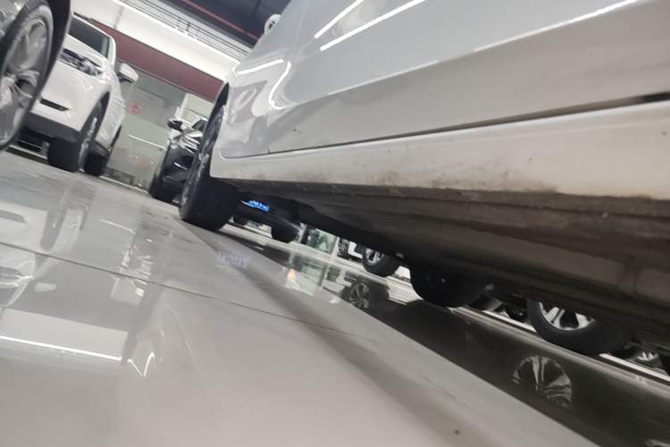 Used Buick Verano 2022 Pro GS Wind-Chasing Edition Right Side Sill