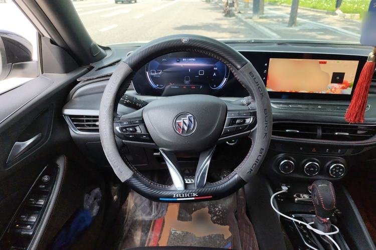 Used Buick Verano 2022 Pro GS Wind-Chasing Edition Steering Wheel