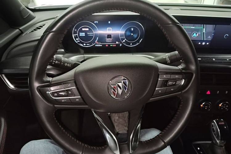 Used Buick Verano 2022 Pro GS Wind-Chasing Edition Steering Wheel
