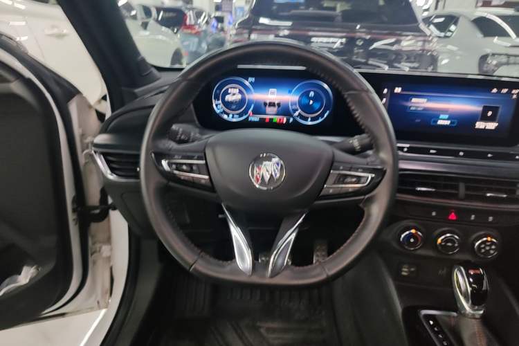 Used Buick Verano 2022 Pro GS Wind-Chasing Edition Steering Wheel