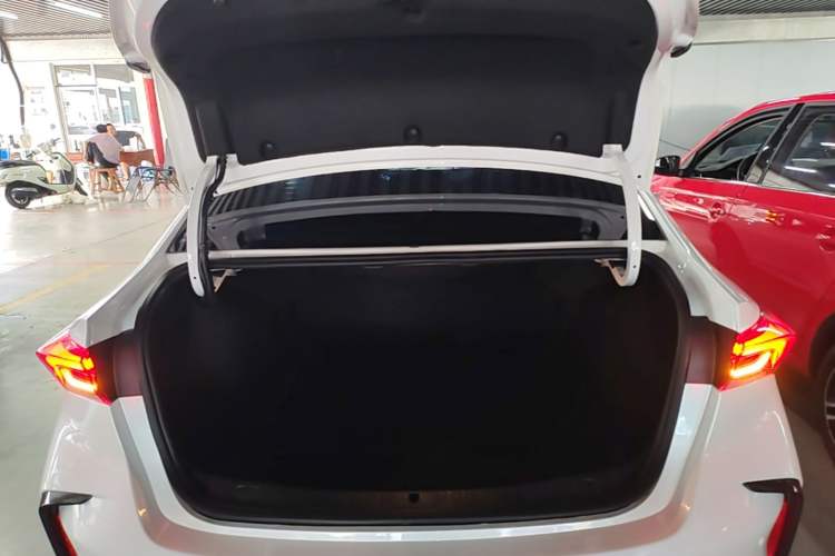 Used Buick Verano 2022 Pro GS Gale Edition Trunk