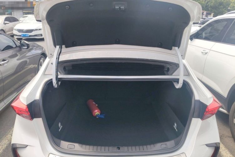 Used Buick Verano 2022 Pro GS Wind-Chasing Edition Trunk