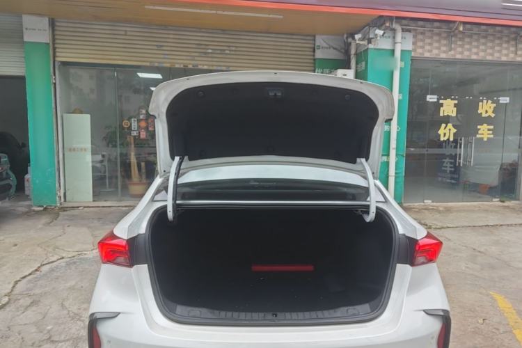 Used Buick Verano 2022 Pro GS Wind-Chasing Edition Trunk