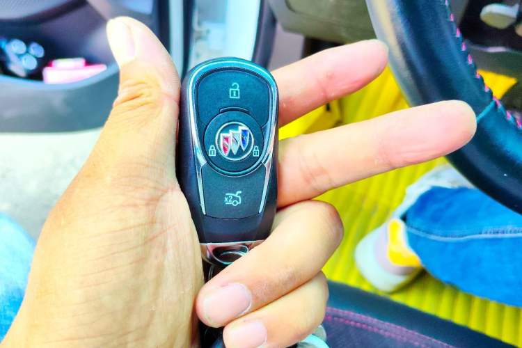 Used Buick Verano 2022 Pro GS Gale Edition Vehicle Key