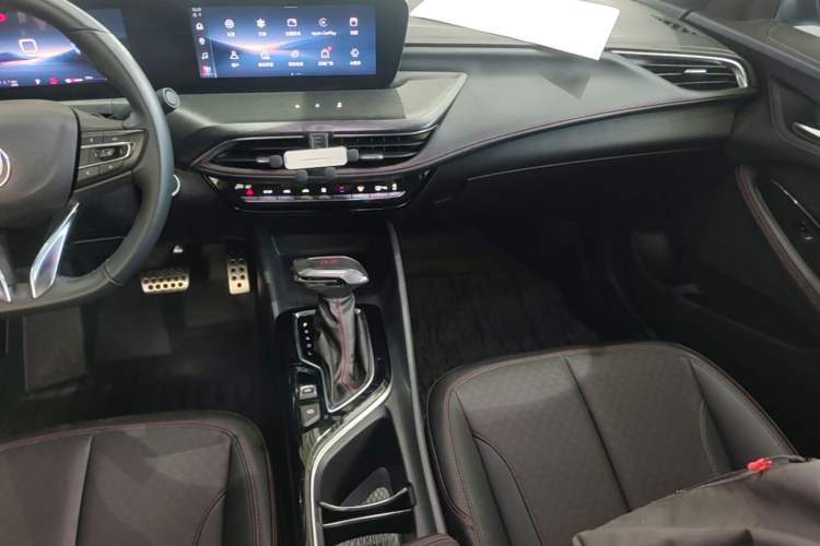 Used Buick Verano 2023 Pro GS Hunter Wind Edition Audio And AC Panel