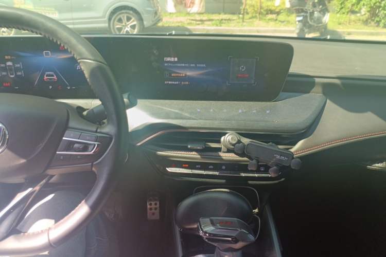 Used Buick Verano 2023 Pro GS Swift Edition Audio And AC Panel