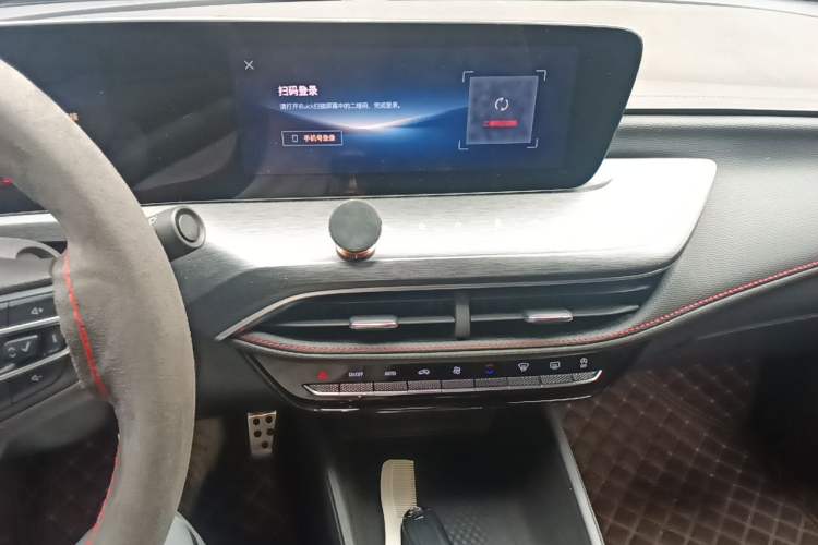 Used Buick Verano 2023 Pro GS Swift Edition Audio And AC Panel