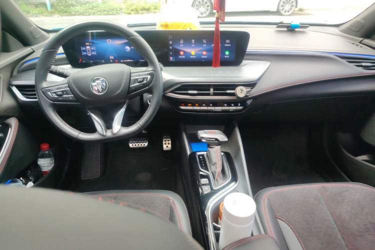 Used Buick Verano 2023 Pro GS Swift Edition Center Console