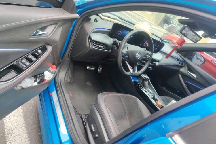 Used Buick Verano 2023 Pro GS Swift Edition Driver Seat