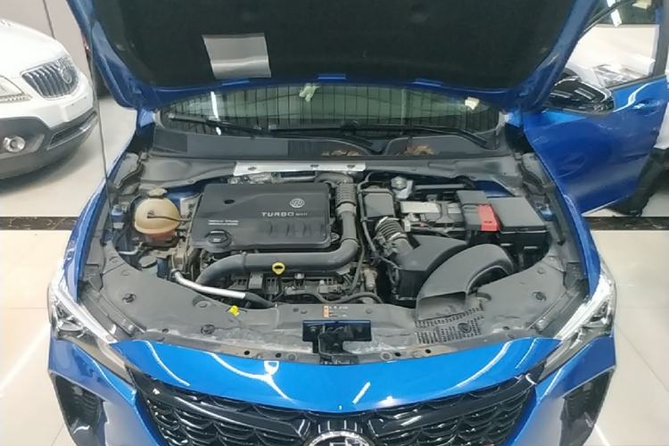 Used Buick Verano 2023 Pro GS Hunter Wind Edition Engine Bay