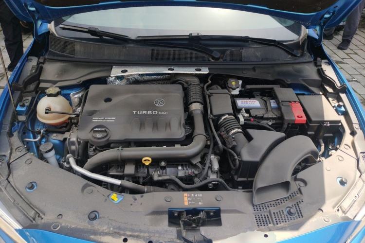 Used Buick Verano 2023 Pro GS Swift Edition Engine Bay