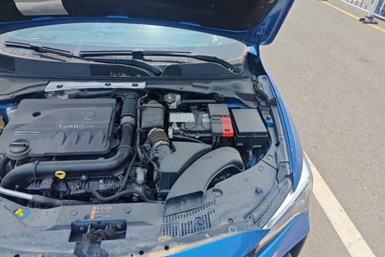 Used Buick Verano 2023 Pro GS Hunter Wind Edition Engine Bay Left