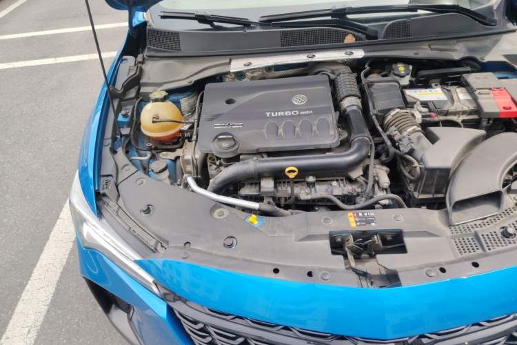 Used Buick Verano 2023 Pro GS Swift Edition Engine Bay Right