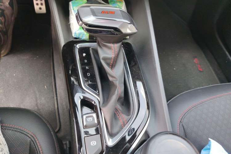 Used Buick Verano 2023 Pro GS Hunter Wind Edition Gear Lever