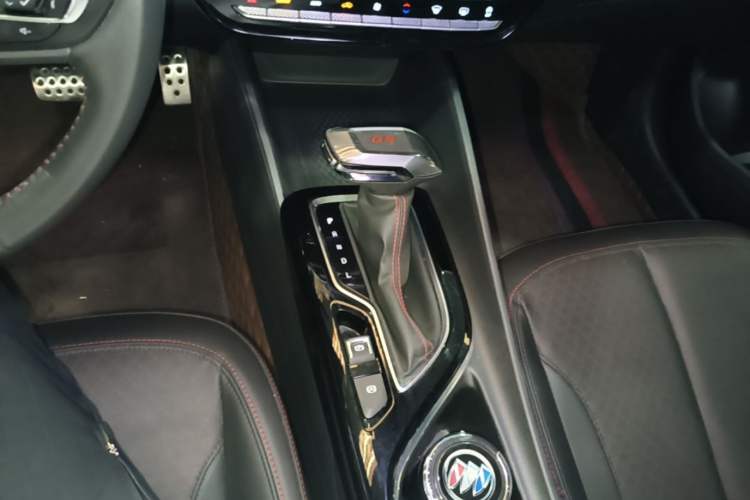 Used Buick Verano 2023 Pro GS Hunter Wind Edition Gear Lever