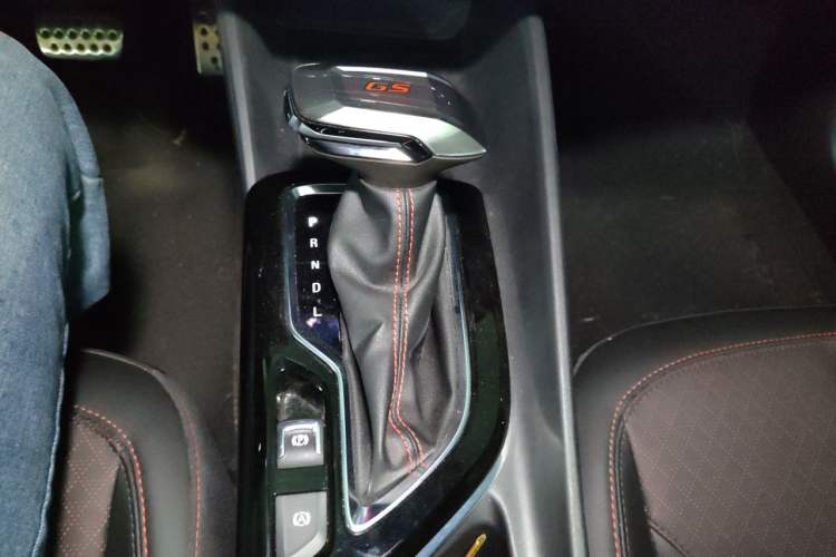 Used Buick Verano 2023 Pro GS Hunter Wind Edition Gear Lever