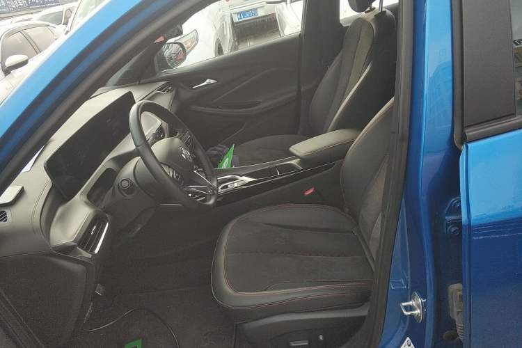 Used Buick Verano 2023 Pro GS Swift Edition Left Front Seat