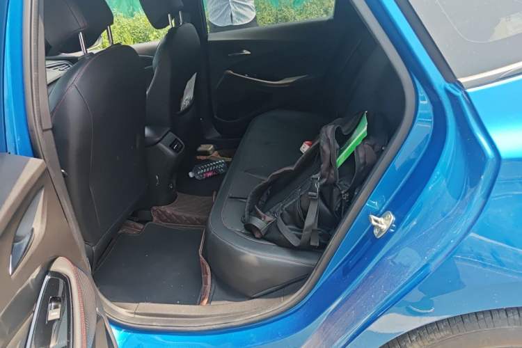Used Buick Verano 2023 Pro GS Hunter Wind Edition Left Rear Seat