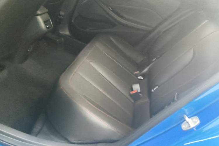 Used Buick Verano 2023 Pro GS Hunter Wind Edition Left Rear Seat