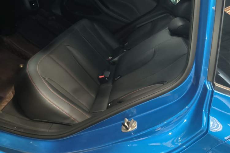 Used Buick Verano 2023 Pro GS Hunter Wind Edition Left Rear Seat