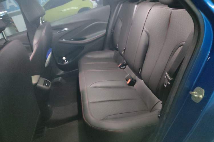 Used Buick Verano 2023 Pro GS Hunter Wind Edition Left Rear Seat