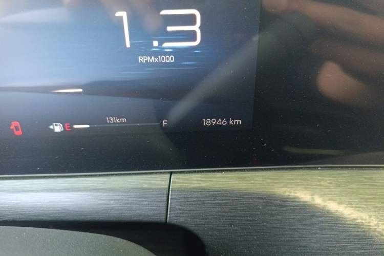 Used Buick Verano 2023 Pro GS Swift Edition Odometer Close Up