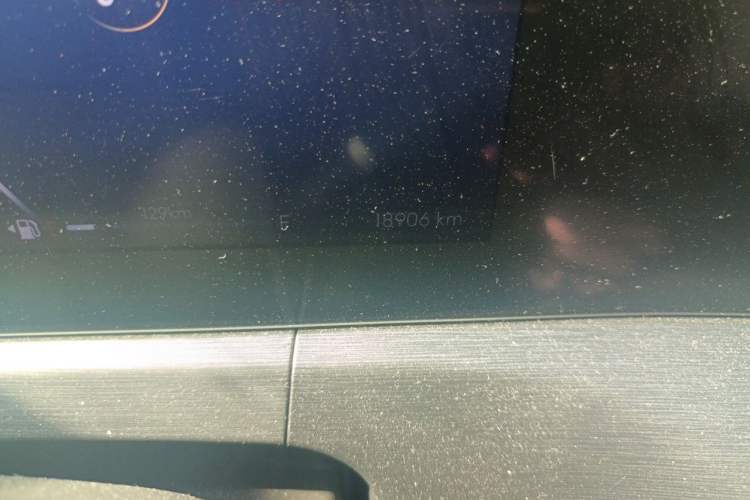 Used Buick Verano 2023 Pro GS Swift Edition Odometer Close Up