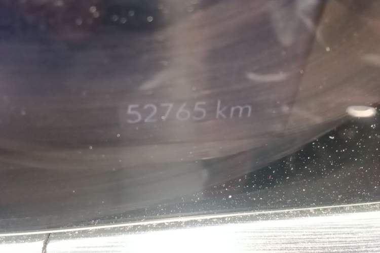 Used Buick Verano 2023 Pro GS Swift Edition Odometer Close Up