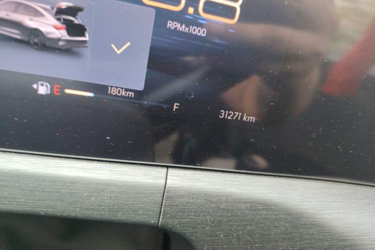 Used Buick Verano 2023 Pro GS Hunter Wind Edition Odometer Close Up
