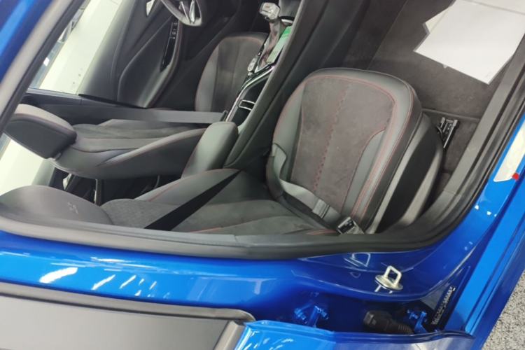 Used Buick Verano 2023 Pro GS Swift Edition Right Front Seat